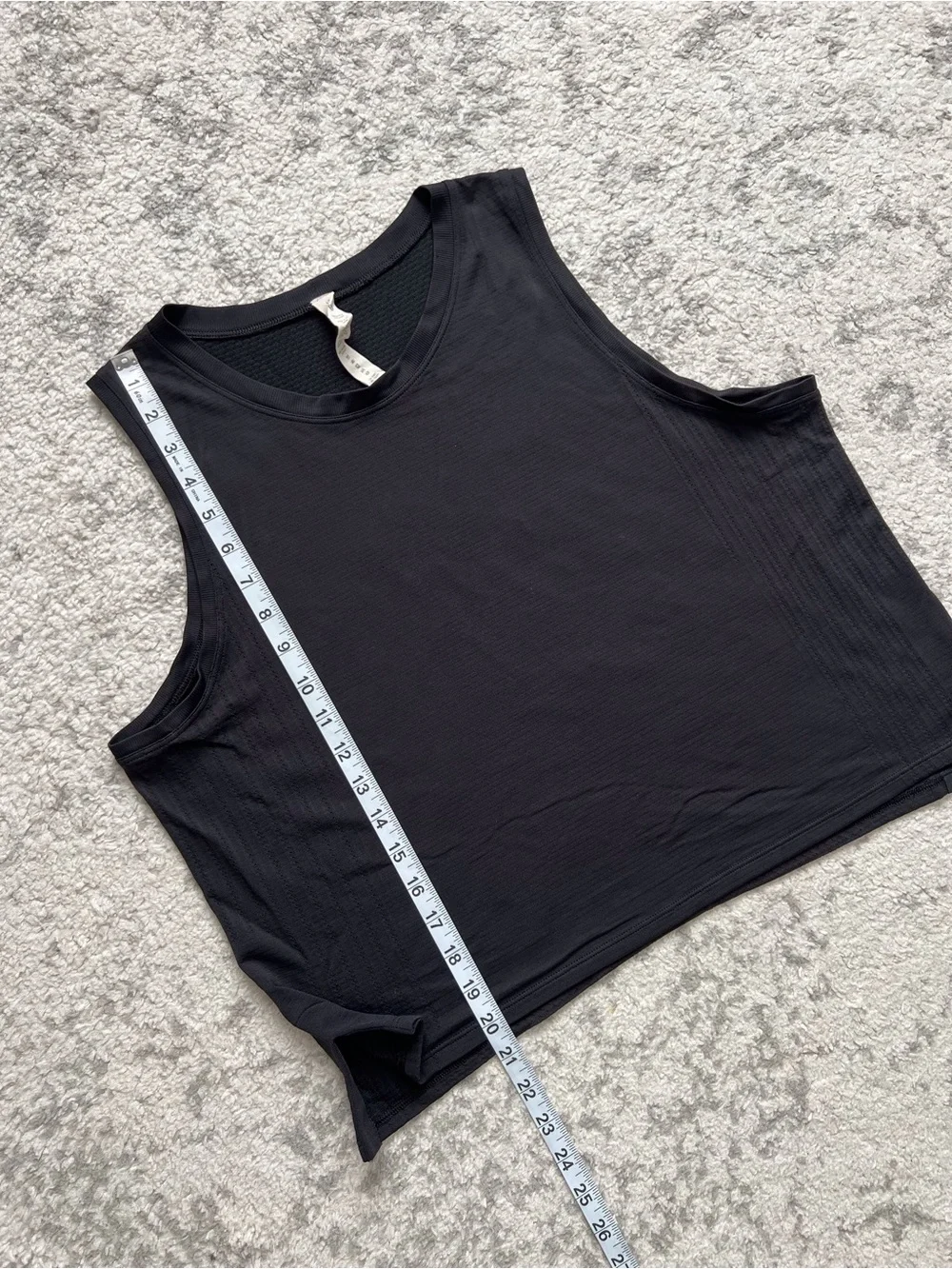 Lululemon Black Train To Be Tank Top Crop Mesh Neutral Workout Running Gym Sz 12 - Picture 8 of 8